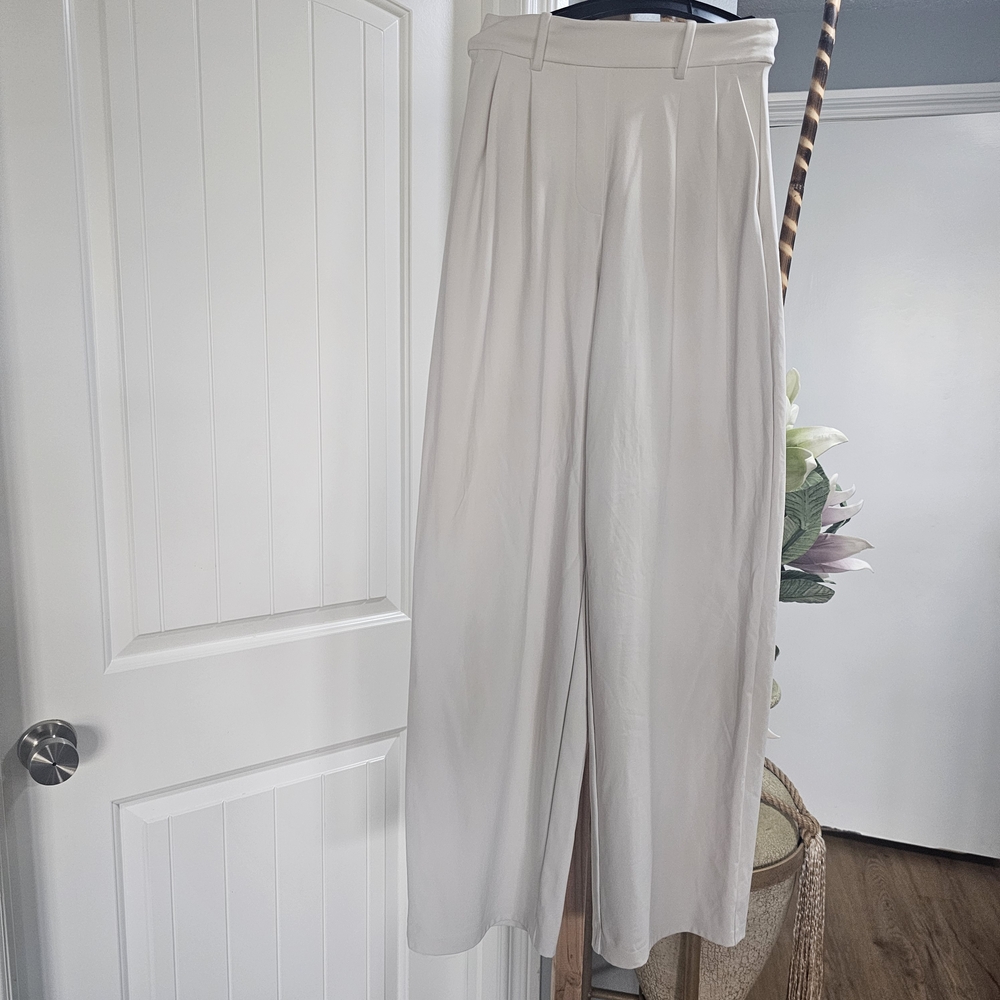 Lululemon Athletica White Trousers